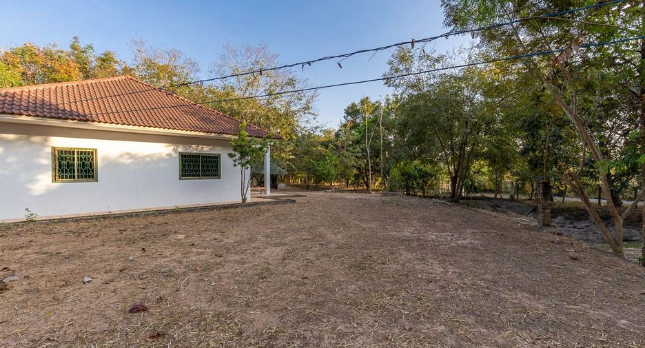 For sale 2 bedrooms house in Muang Sam Sip, Ubon Ratchathani