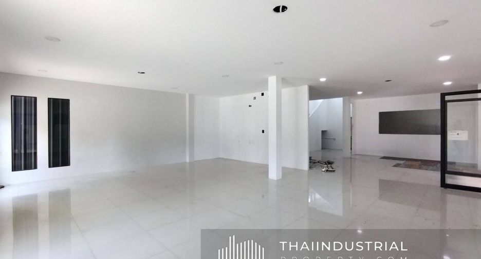 À louer entrepôt à Lat Krabang, Bangkok