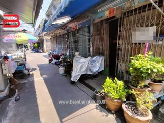 For sale 2 Beds retail Space in Pathum Wan, Bangkok