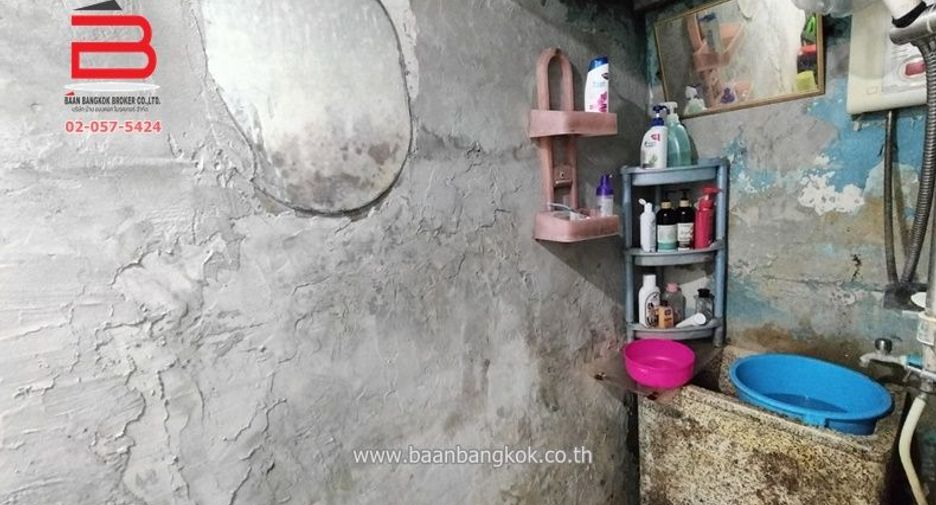 For sale 2 bedrooms retail Space in Pathum Wan, Bangkok