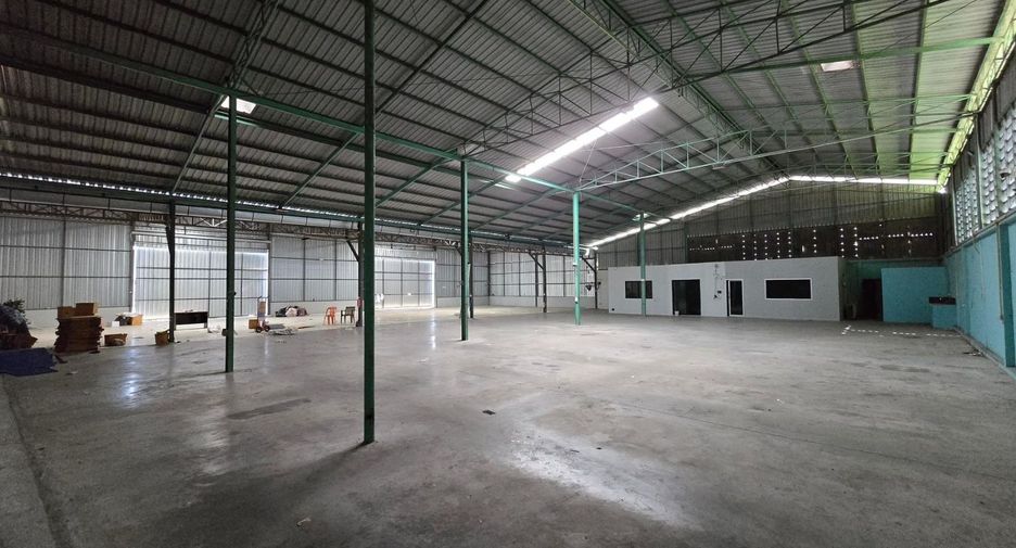 For rent 2 bed warehouse in Sai Noi, Nonthaburi