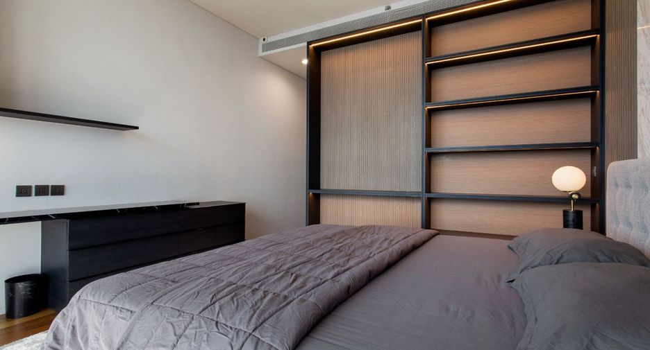For rent and for sale 4 bed condo in Khlong San, Bangkok