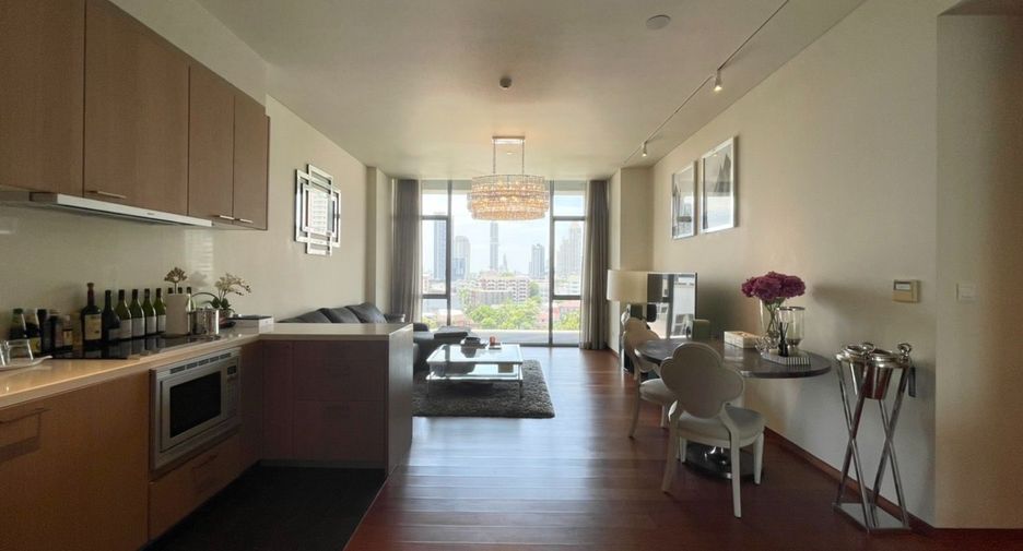 Wohnung zur Miete mit 2 Zimmer in Sathon, Bangkok