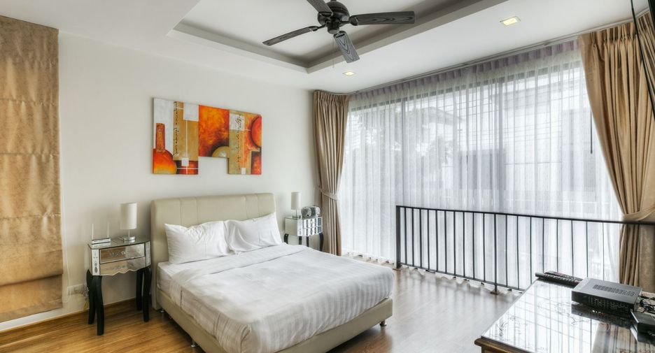 For rent 3 bedrooms townhouse in Thalang, Phuket