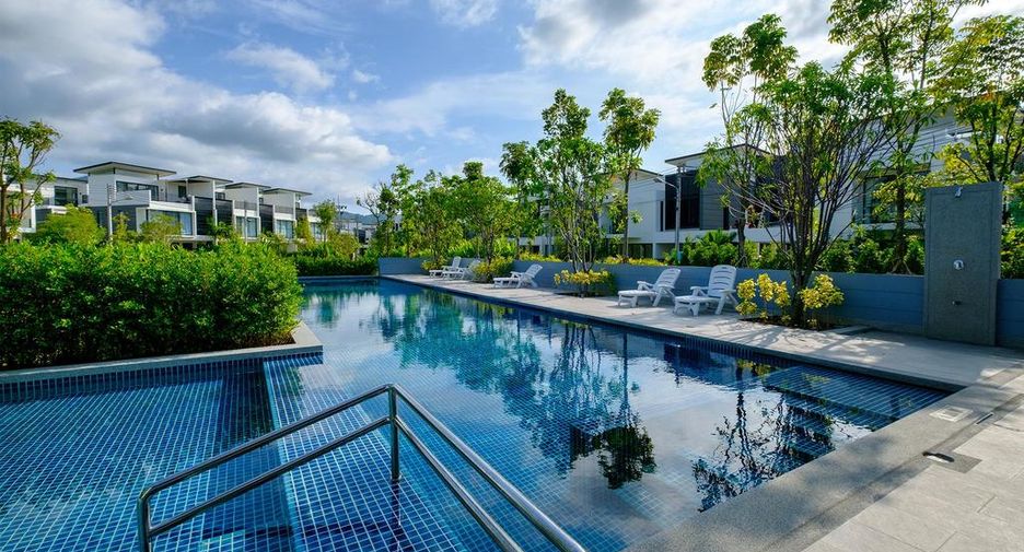 For rent 3 bedrooms townhouse in Thalang, Phuket