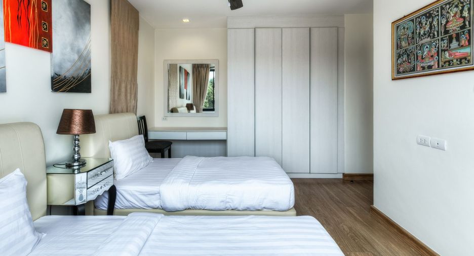 For rent 3 bedrooms townhouse in Thalang, Phuket