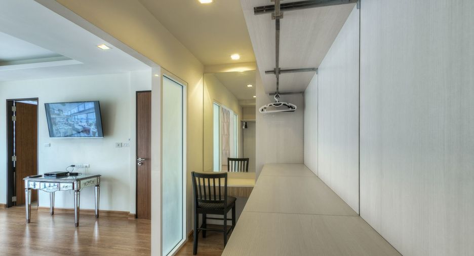 For rent 3 bedrooms townhouse in Thalang, Phuket