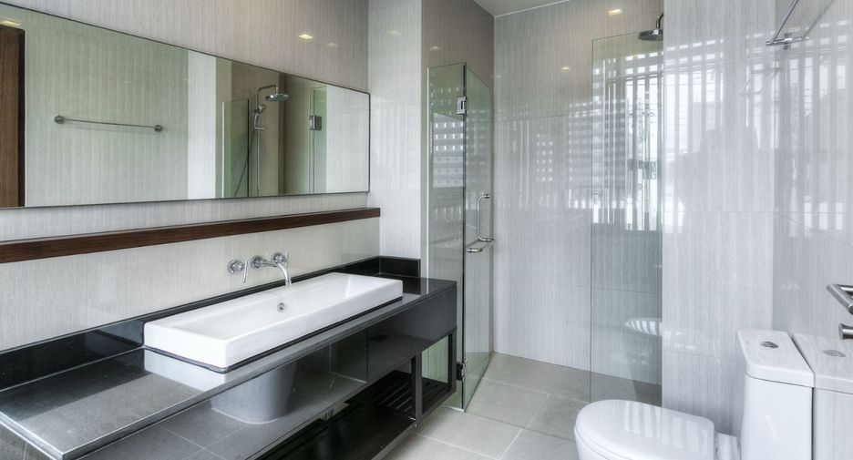For rent 3 bedrooms townhouse in Thalang, Phuket