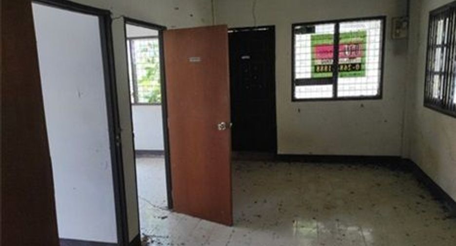 Продажа 2 спальни дом в Si Somdet, Roi Et