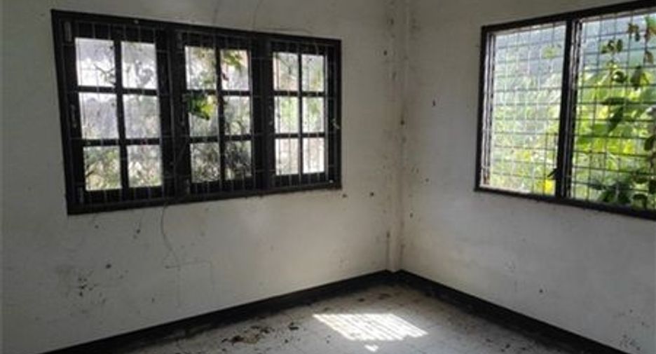Продажа 2 спальни дом в Si Somdet, Roi Et