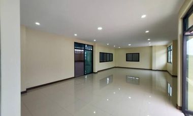 For rent そして for sale warehouse in Phutthamonthon, Nakhon Pathom
