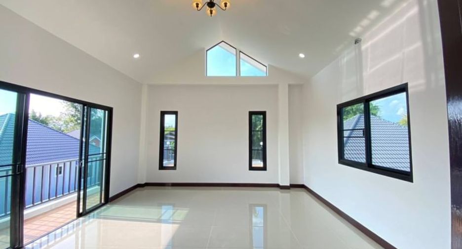 For sale 4 bed house in San Pa Tong, Chiang Mai