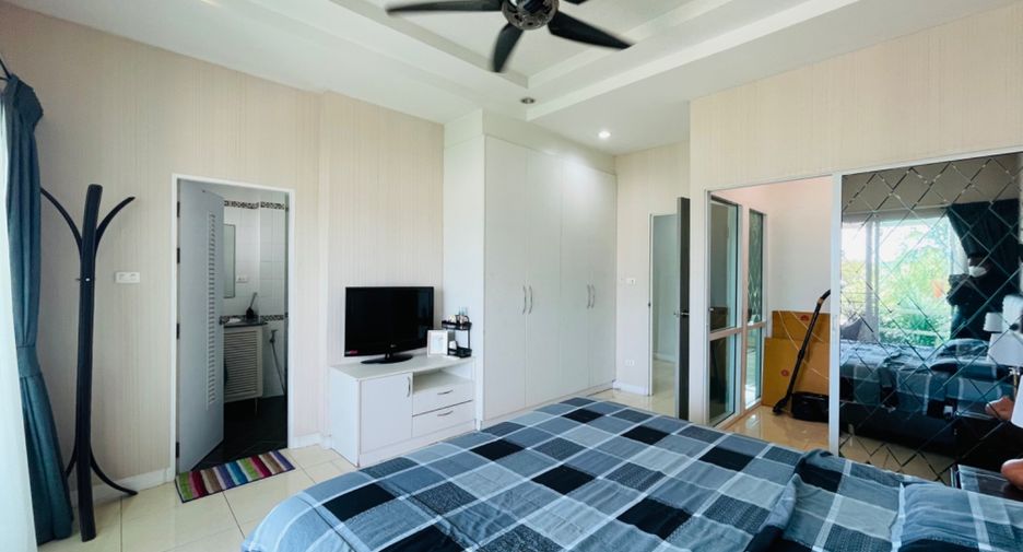 For rent 3 bedrooms house in Bang Lamung, Chonburi