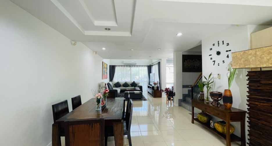 For rent 3 bedrooms house in Bang Lamung, Chonburi