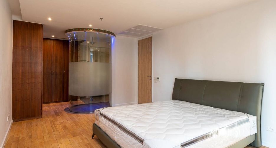 Condo en alquiler de 2 habitaciones en Sathon, Bangkok