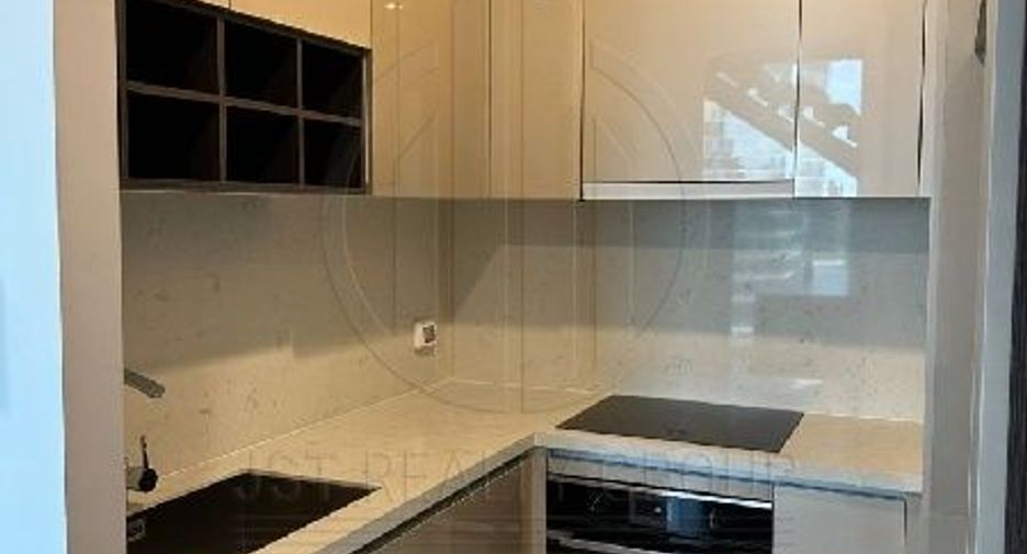 For sale 2 bedrooms condo in Khlong Toei, Bangkok