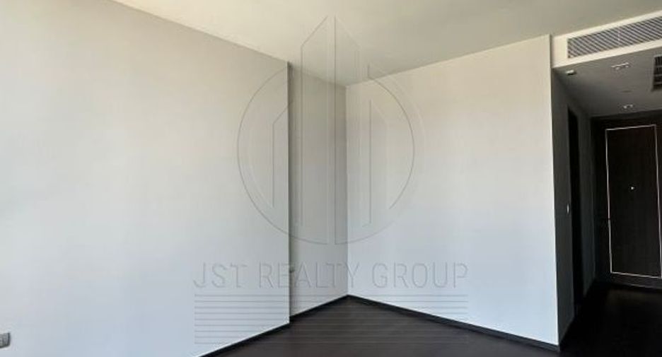 For sale 2 bedrooms condo in Khlong Toei, Bangkok