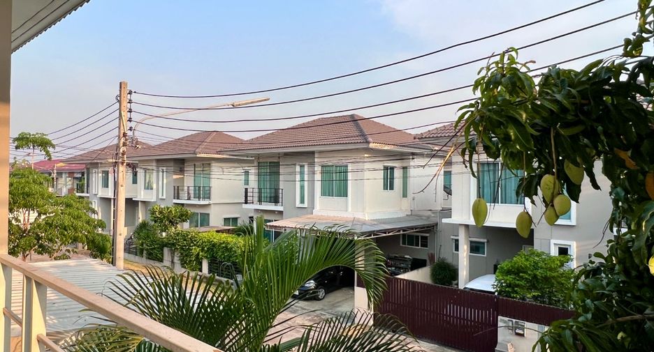 For sale 3 bedrooms house in Lam Luk Ka, Pathum Thani