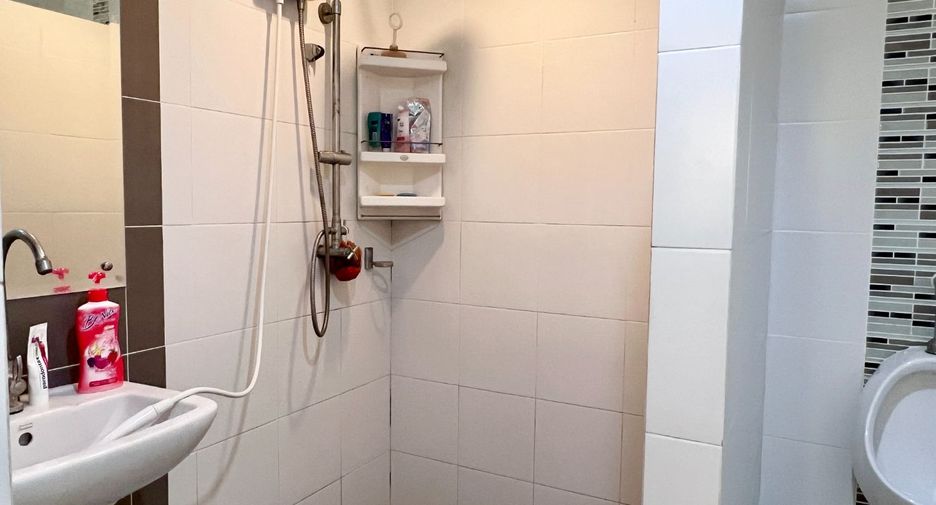 For sale 3 bedrooms house in Lam Luk Ka, Pathum Thani