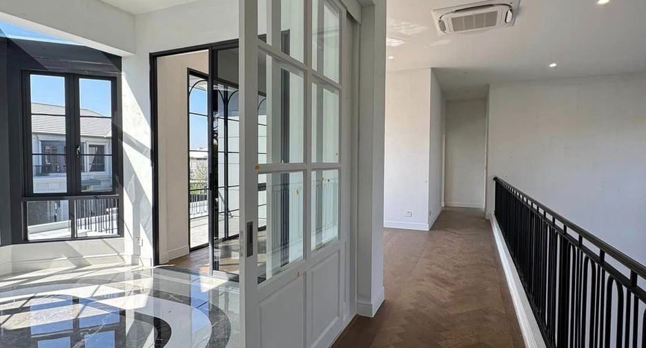 For rent 4 ベッドルーム house in Bang Kapi, Bangkok