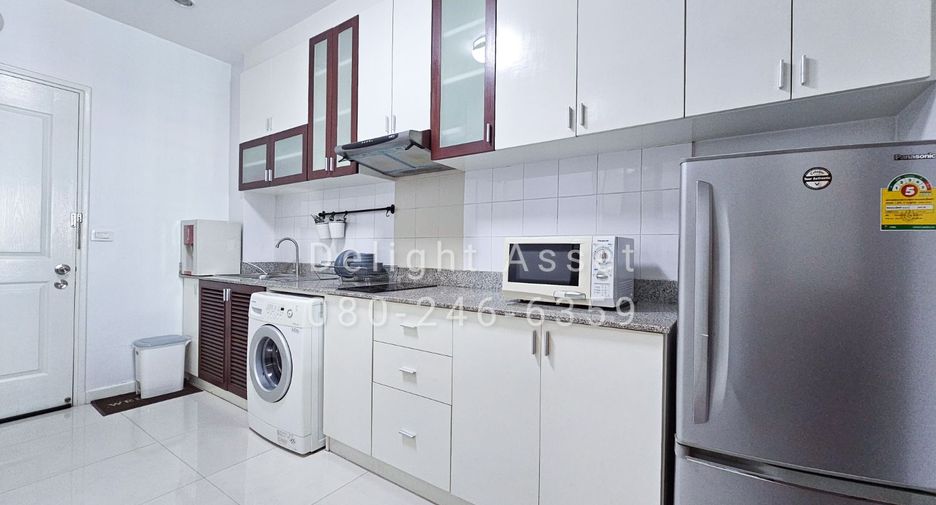 For sale 1 bed condo in Sathon, Bangkok
