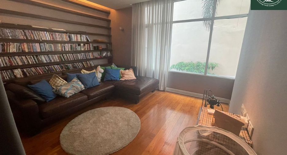 For rent and for sale 3 bedrooms condo in Sathon, Bangkok