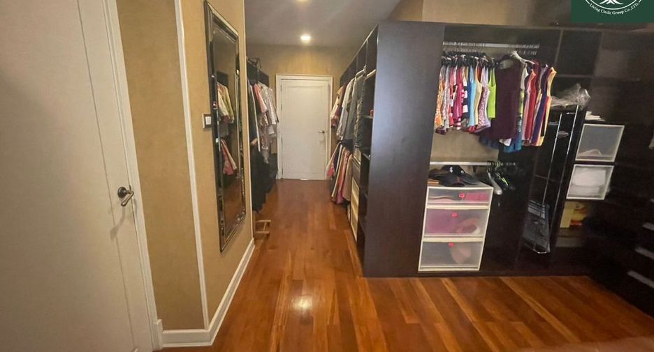 For rent and for sale 3 bedrooms condo in Sathon, Bangkok