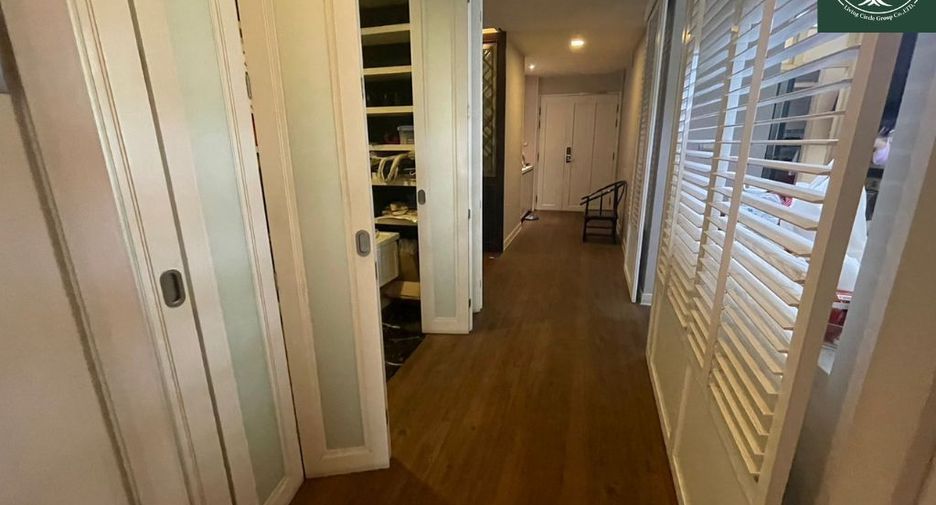 For rent and for sale 3 bedrooms condo in Sathon, Bangkok