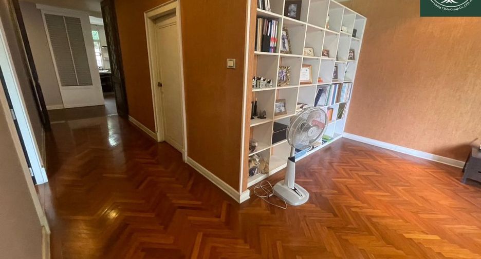 For rent and for sale 3 bedrooms condo in Sathon, Bangkok