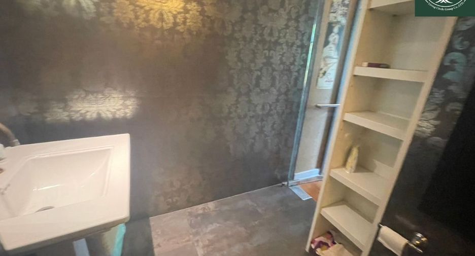 For rent and for sale 3 bedrooms condo in Sathon, Bangkok