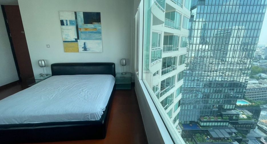 For rent and for sale 2 bedrooms condo in Sathon, Bangkok