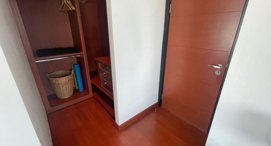 For rent and for sale 2 bedrooms condo in Sathon, Bangkok