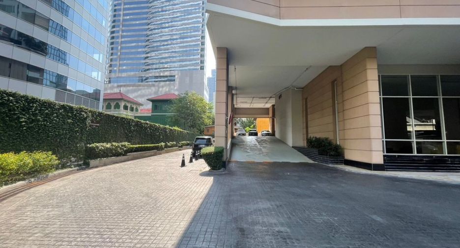 For rent and for sale 2 bedrooms condo in Sathon, Bangkok