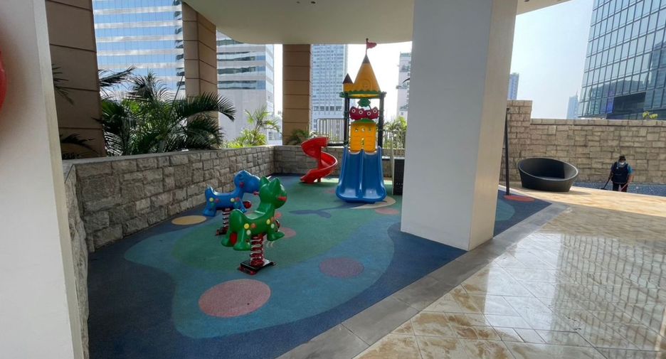 For rent and for sale 2 bedrooms condo in Sathon, Bangkok