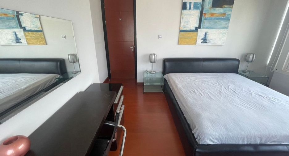 For rent and for sale 2 bedrooms condo in Sathon, Bangkok