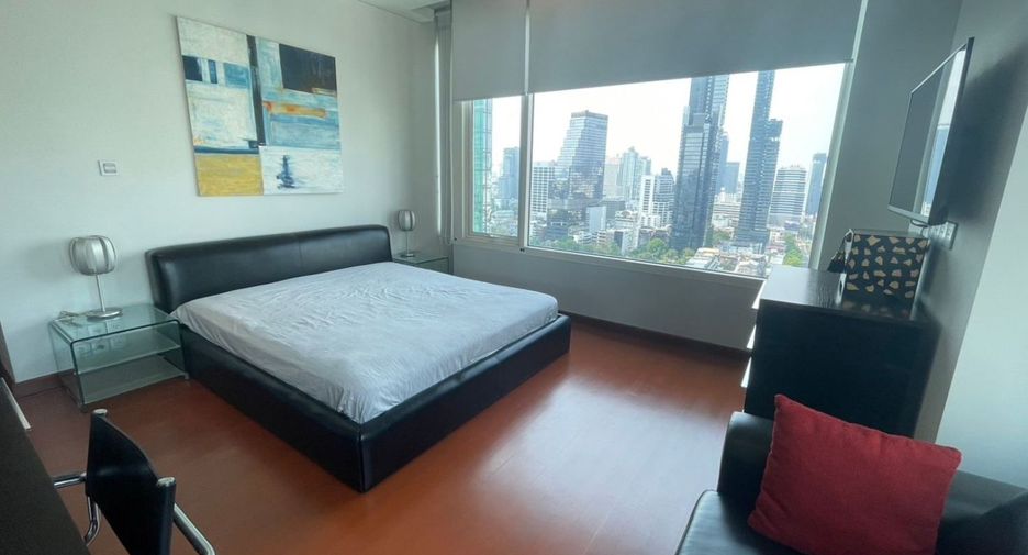 For rent and for sale 2 bedrooms condo in Sathon, Bangkok