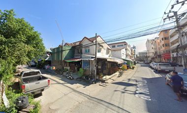 Продажа 2 спальни таунхаус в Лат Крабанг, Бангкок