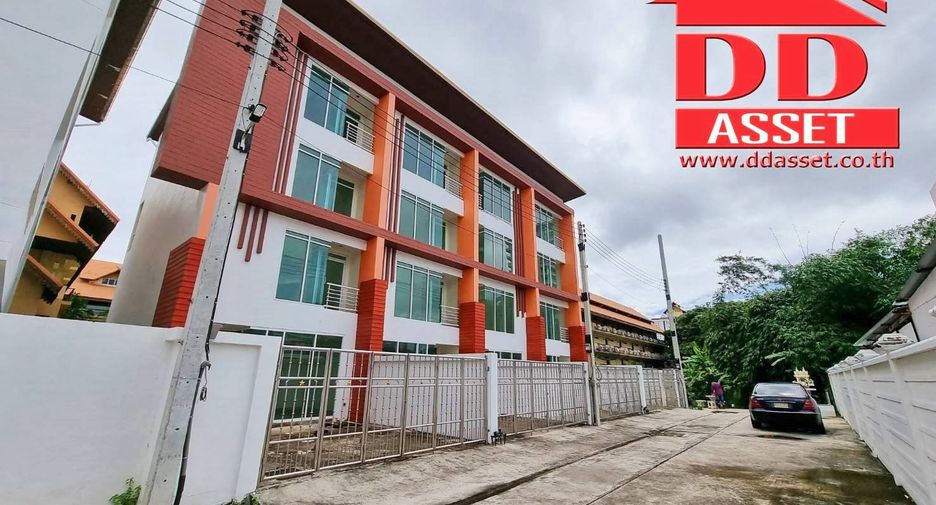 For sale 24 bed townhouse in Jomtien, Pattaya