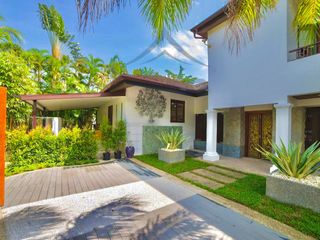 For rent 5 bedrooms villa in Thalang, Phuket