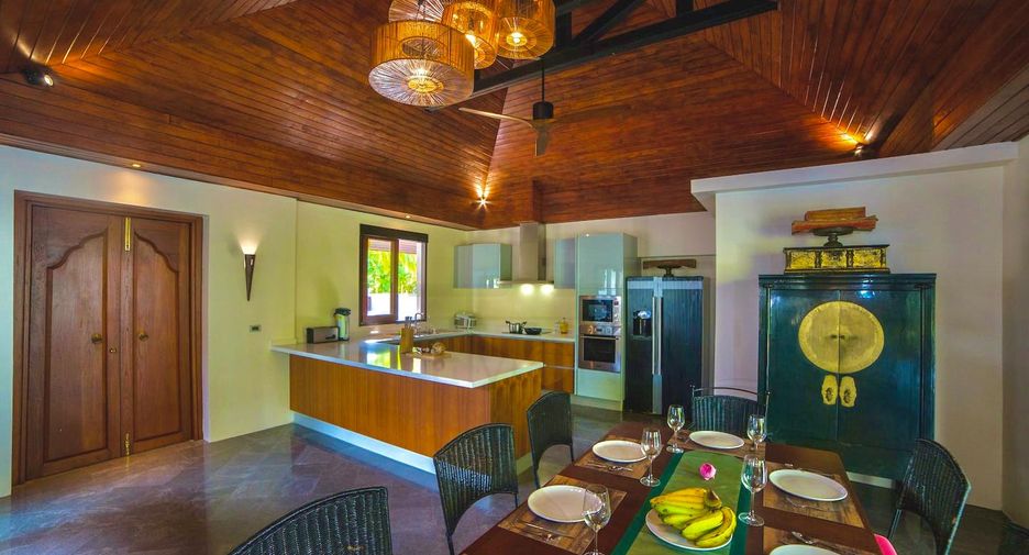 For rent 5 bedrooms villa in Thalang, Phuket