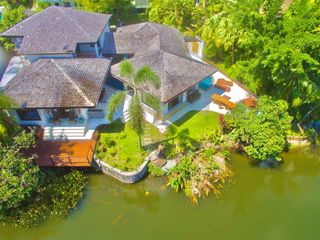 For rent 5 bedrooms villa in Thalang, Phuket