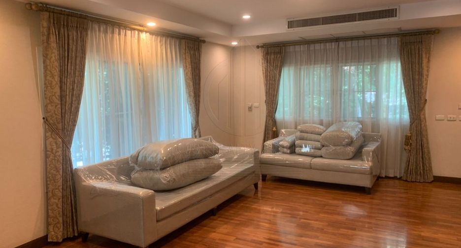 出租 5 卧室 独立屋 在 Pak Kret, Nonthaburi
