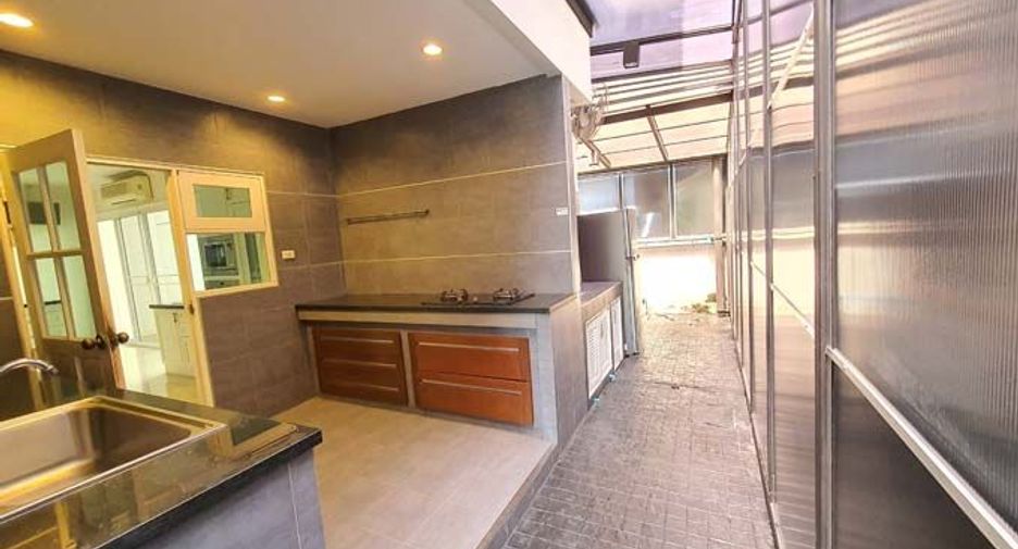 Casa en venta de 3 habitaciones en Bang Bua Thong, Nonthaburi