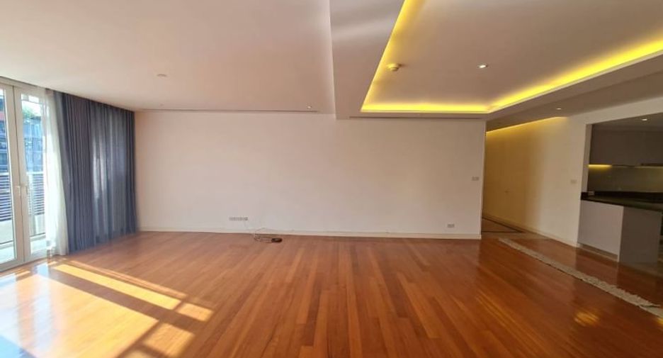 À louer et à vendre 3 chambres condo à Watthana, Bangkok
