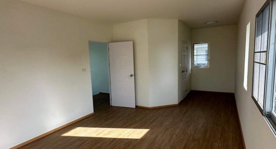 For sale 3 bedrooms house in Nong Khaem, Bangkok