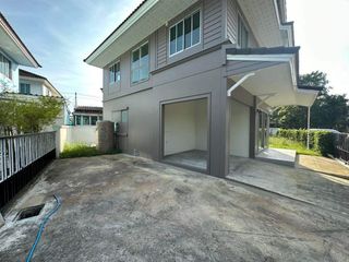 For sale 3 bedrooms house in Nong Khaem, Bangkok