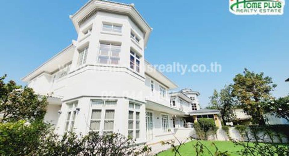 For sale 3 bedrooms house in Saphan Sung, Bangkok