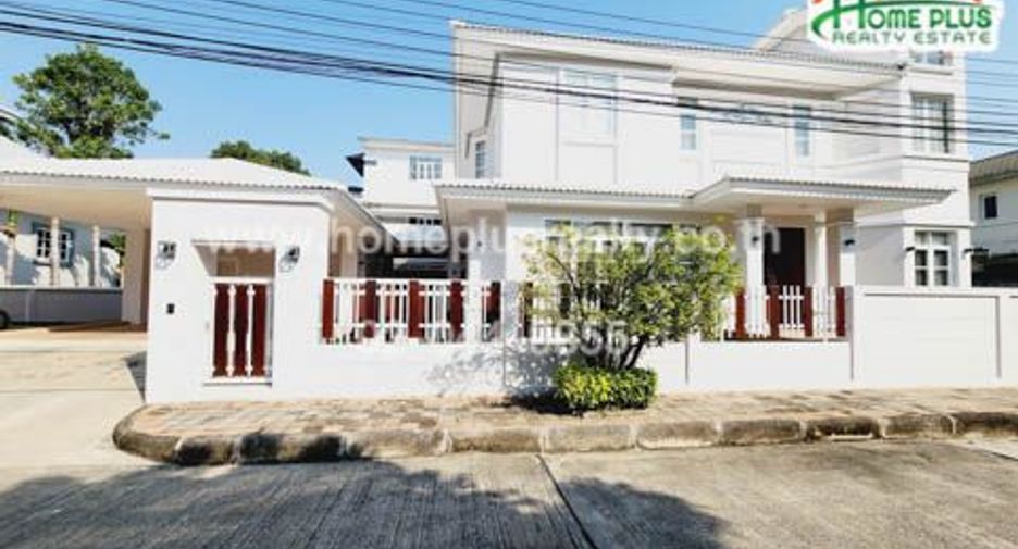 For sale 3 bedrooms house in Saphan Sung, Bangkok