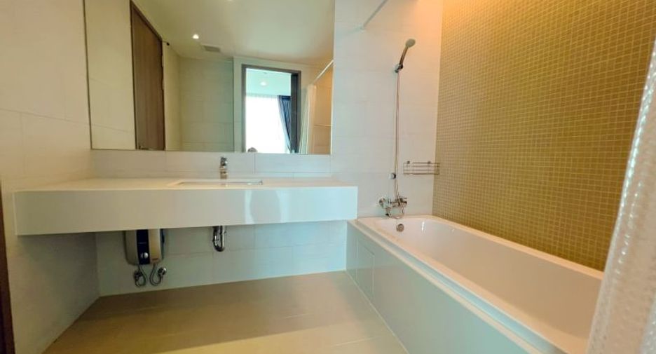 For sale 1 Beds condo in Si Racha, Chonburi