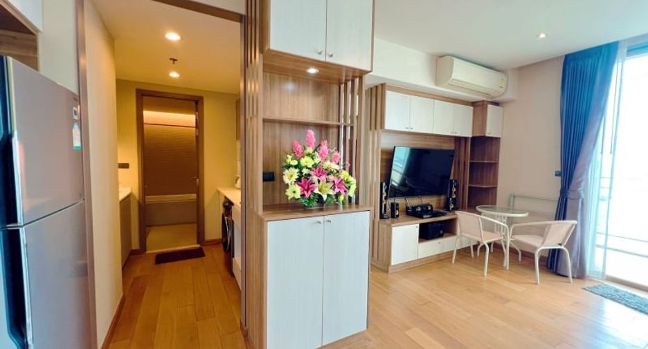 For sale 1 Beds condo in Si Racha, Chonburi